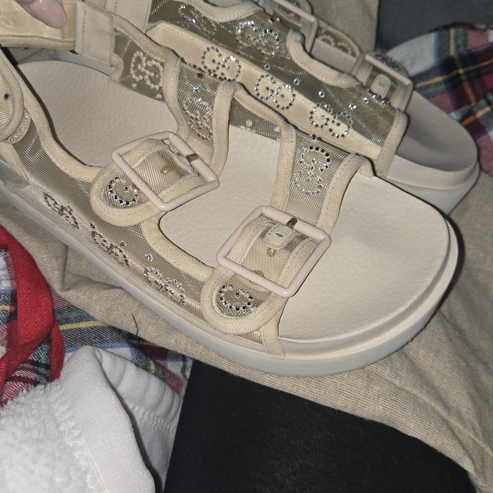 Gucci GG Crystal EMBELLISHED Dad sandal